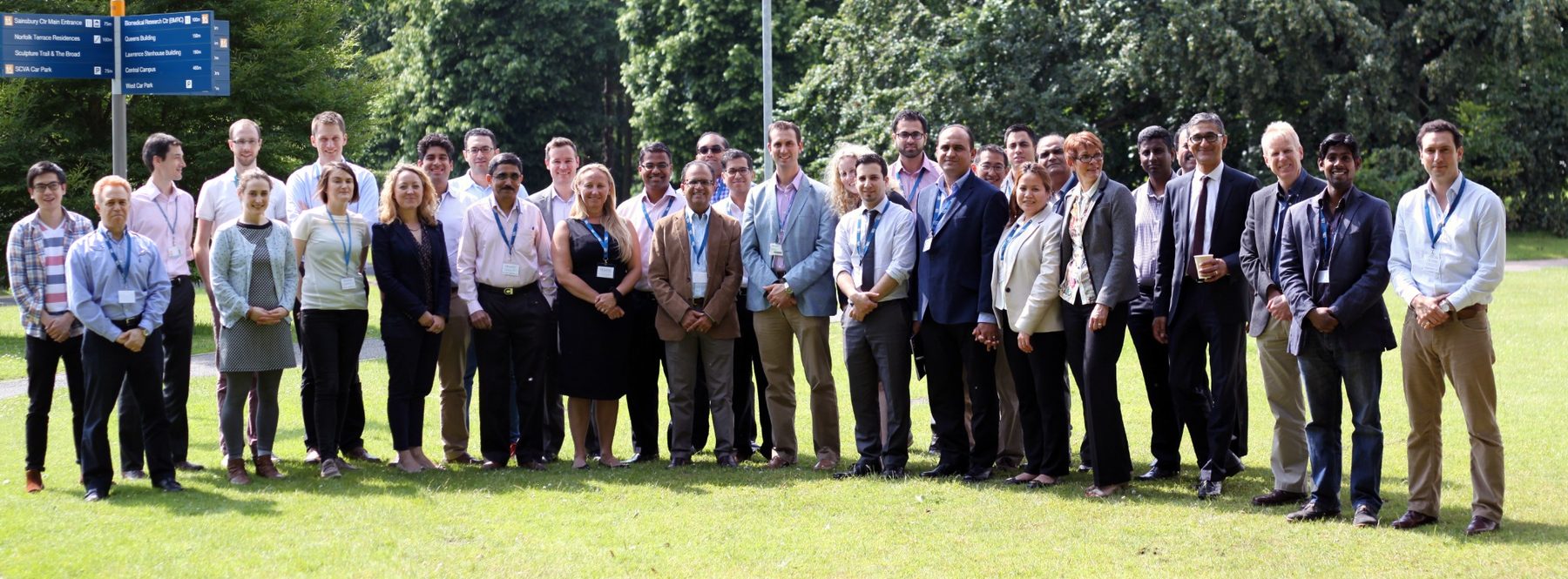 Faculty and delegates group photo